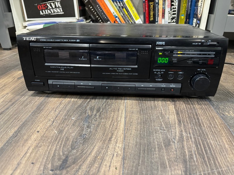 Teac W-600R black used minor scatches dings. As is.