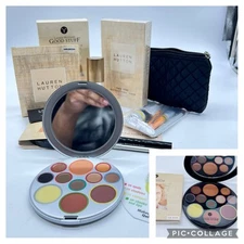 VTG Lauren Hutton's Good Stuff Full Makeup Set w/2 Brown Dark Makeup Palette NOS