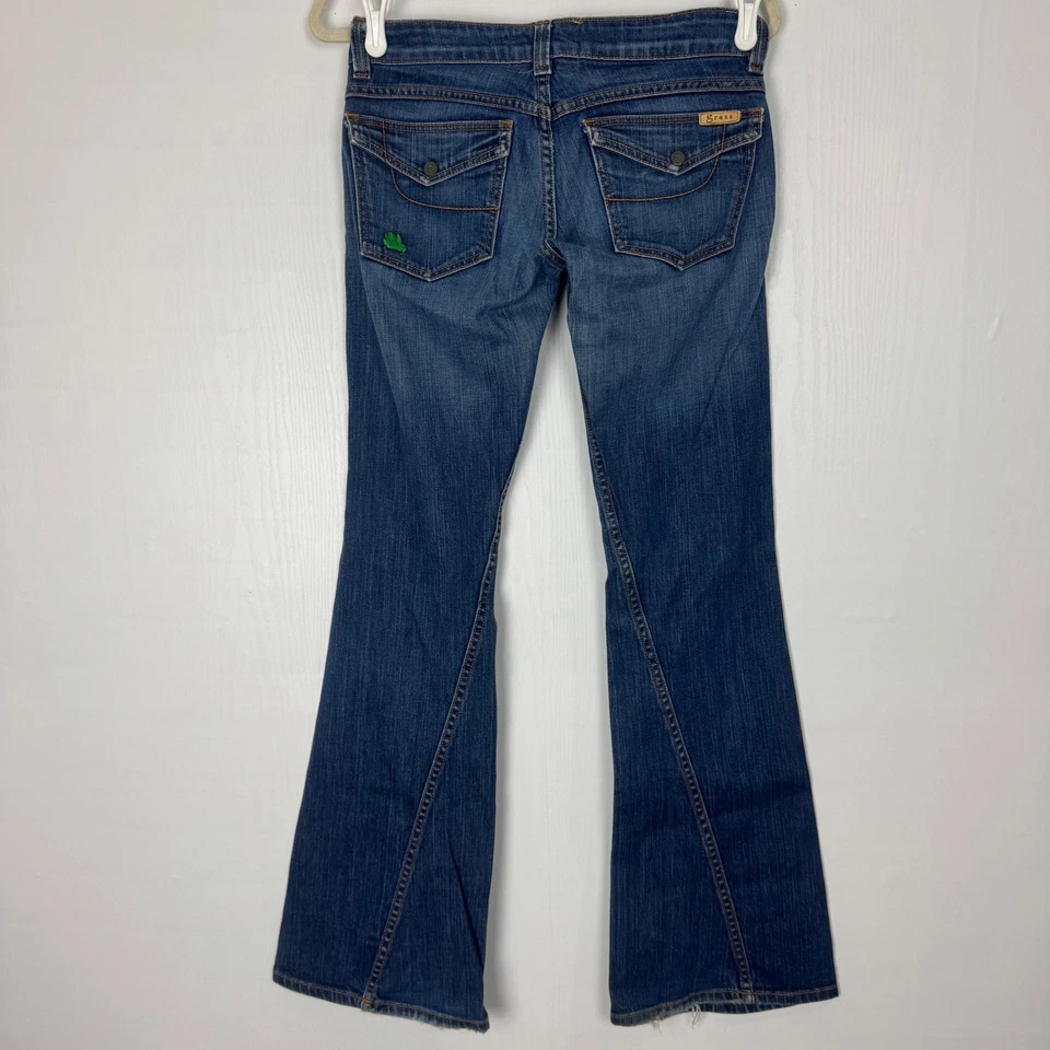 Pantalones de mezclilla Grass Los Angeles Laurel pierna acampanada tiro bajo para mujer talla 27 Foto 2 de 4