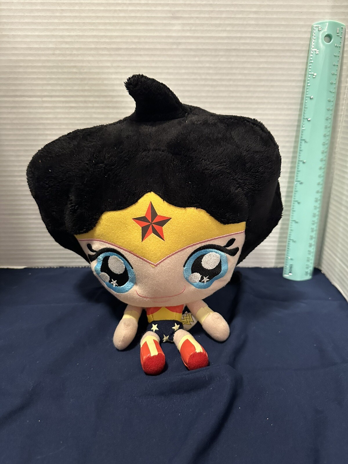 Wonder Woman Super Soft Big Head Plush Doll DC Comics Six Flags