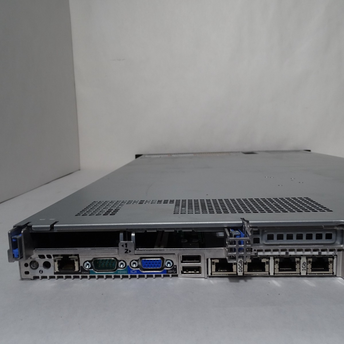Dell R630 2x Intel Xeon e5-2640 v4 256 GB RAM 8x 800 GB SSDs