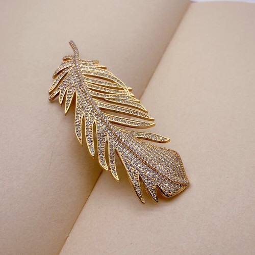 Copper Micro Cubic Zirconia Feather Shape Brooch Pin Women Wedding Jewelry - Imagen 5 de 6