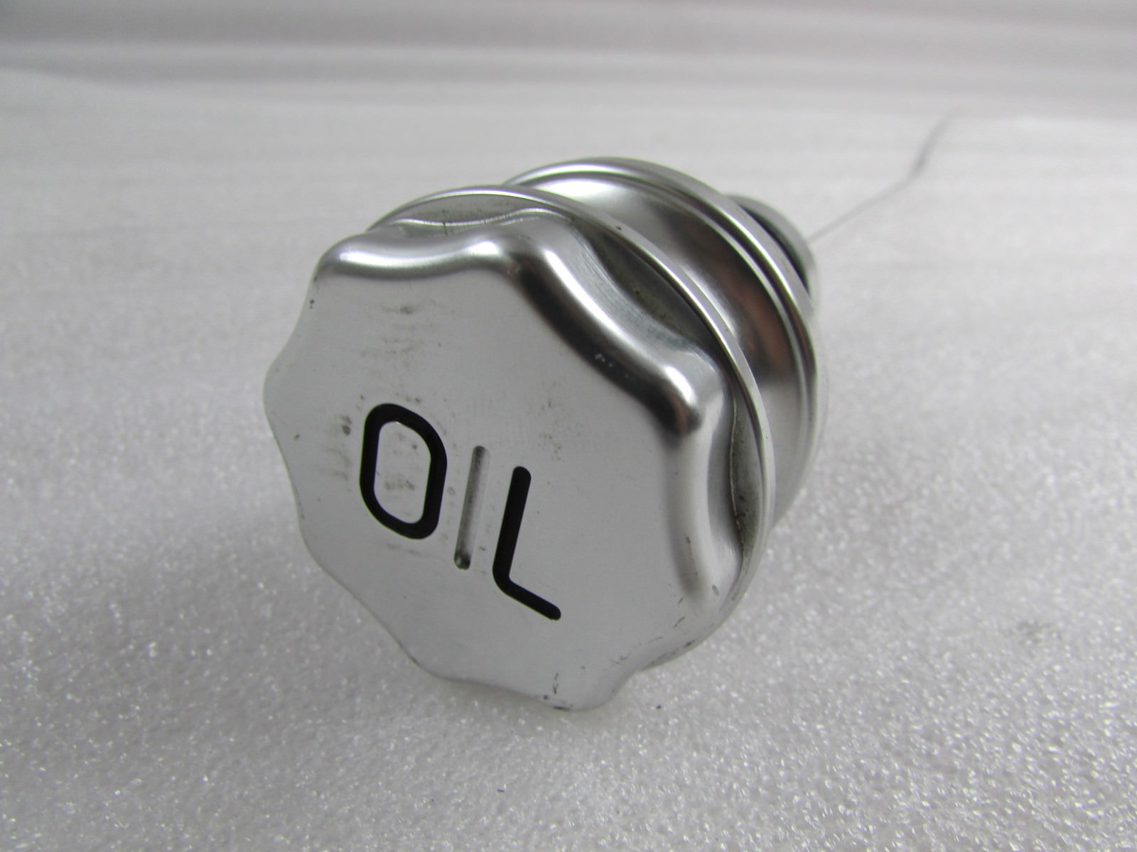 Lamborghini Gallardo, Aluminum Oil Cap, Used, P/N 07L115311C