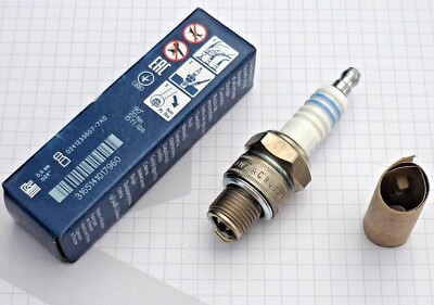 BOSCH W7AC (7596) SUPER Zündkerze spark plug NEU OVP 0241235607