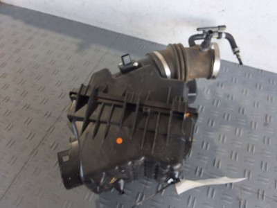 2010-2012 Ford Fusion Air Cleaner Intake Box  2.5l Vin A 8th Digit