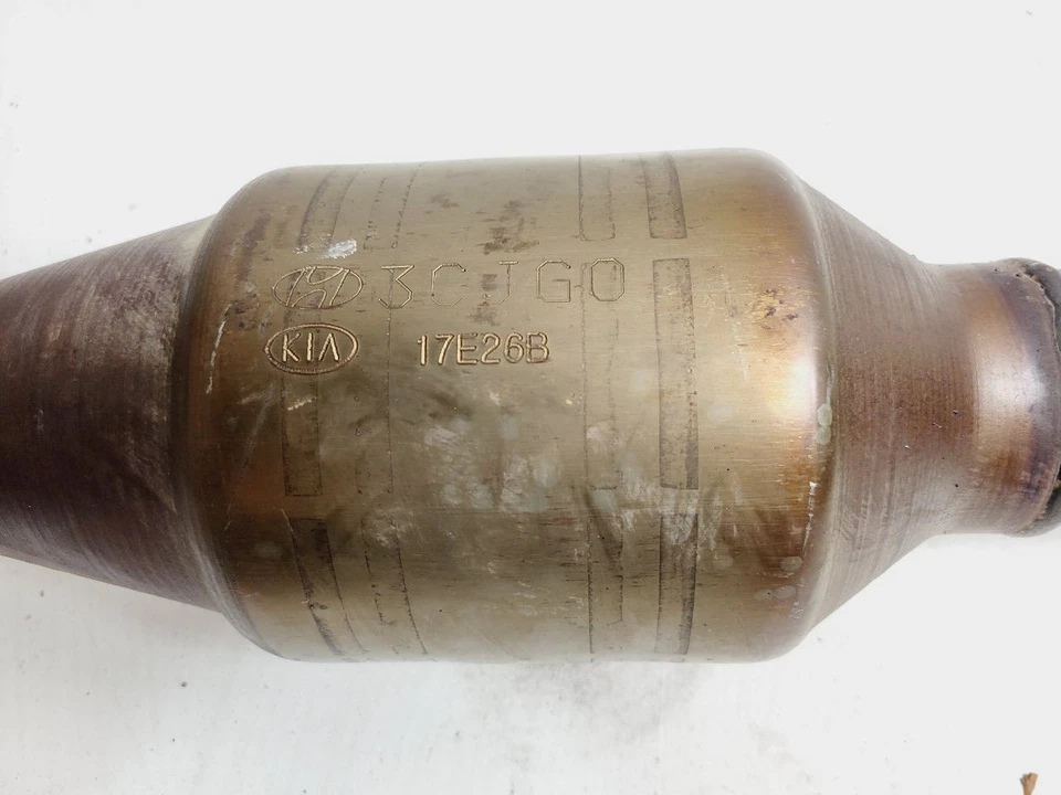 2013 2014 2015 2016 2017 2018 HYUNDAI SANTA FE 3.3L EXHAUST DOWN PIPE RESONATOR - Image 4 of 4