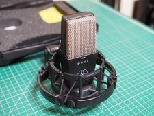 AKG C414 B-ULS Condenser Microphone