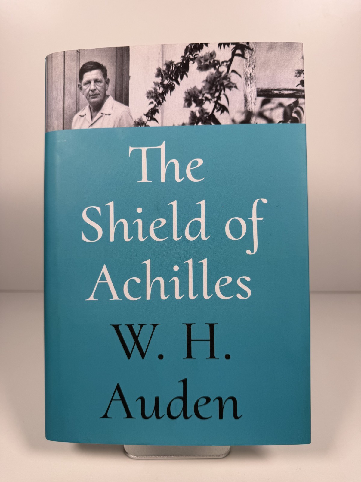 The Shield of Achilles by W. H. Auden (Hardback Book) - 10