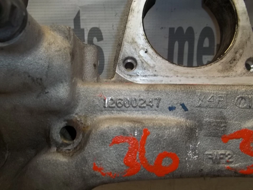 04-05 Cadillac Deville Seville 4.6L Water Pump Housing Crossover Pipe 12600247 - Image 3 of 4