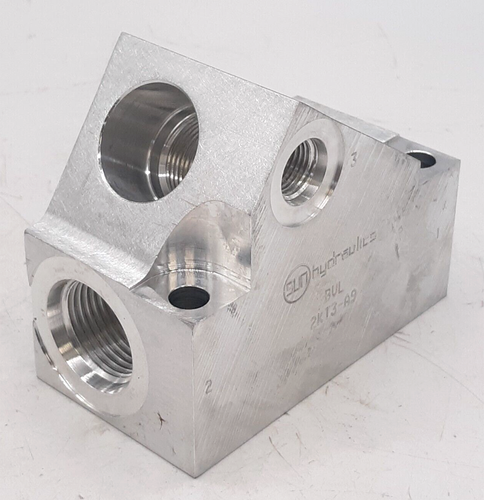 Sun Hydraulics BVL Line Mount Manifold - Picture 3 of 4