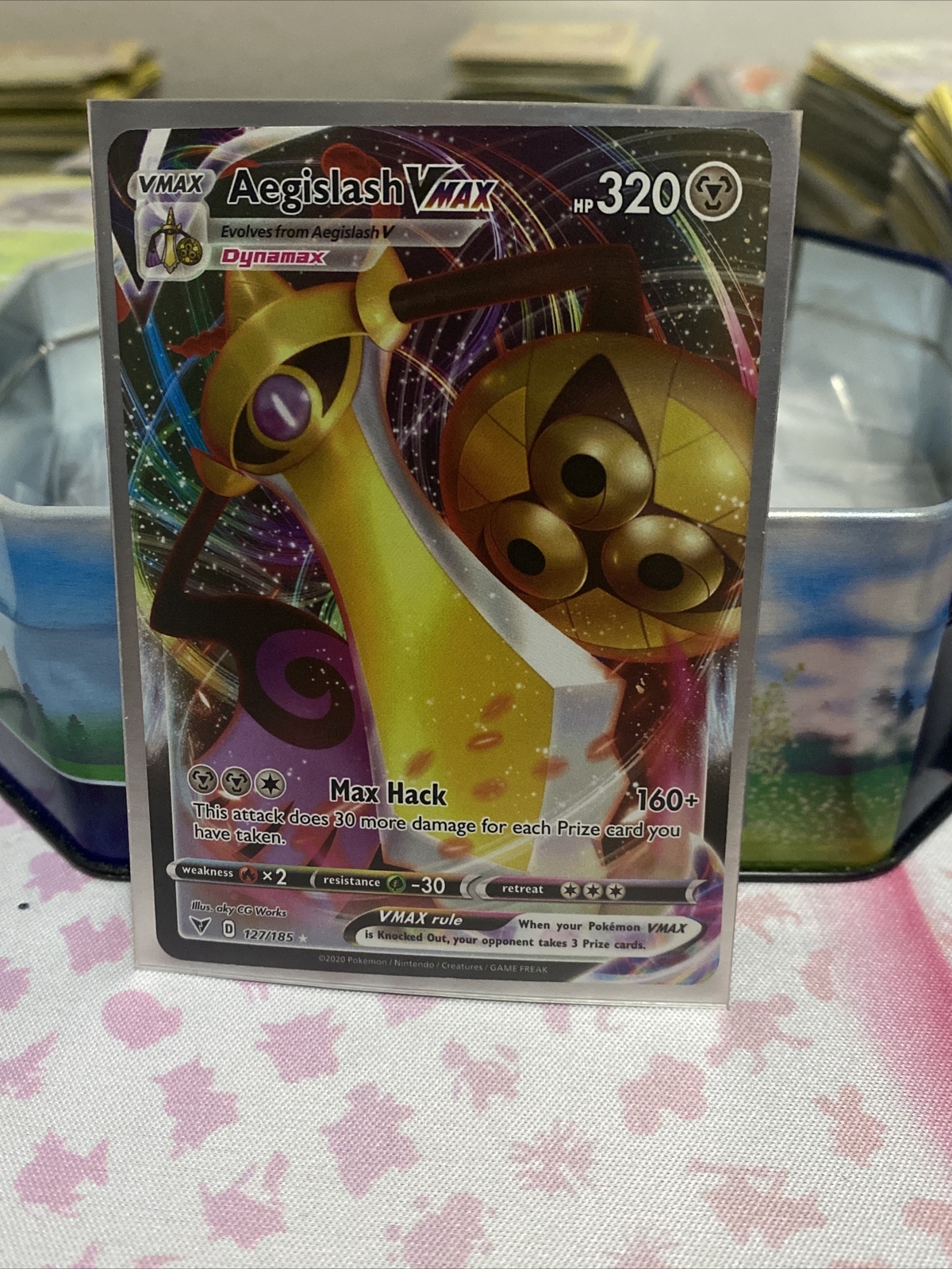 Aegislash VMAX 127/185 Ultra Rare Vivid Voltage Pokemon TCG Near Mint