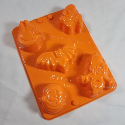 Jell-o Jiggler Happy Halloween Orange Plastic Jell-o Mold Ghost Bat Pumpkin