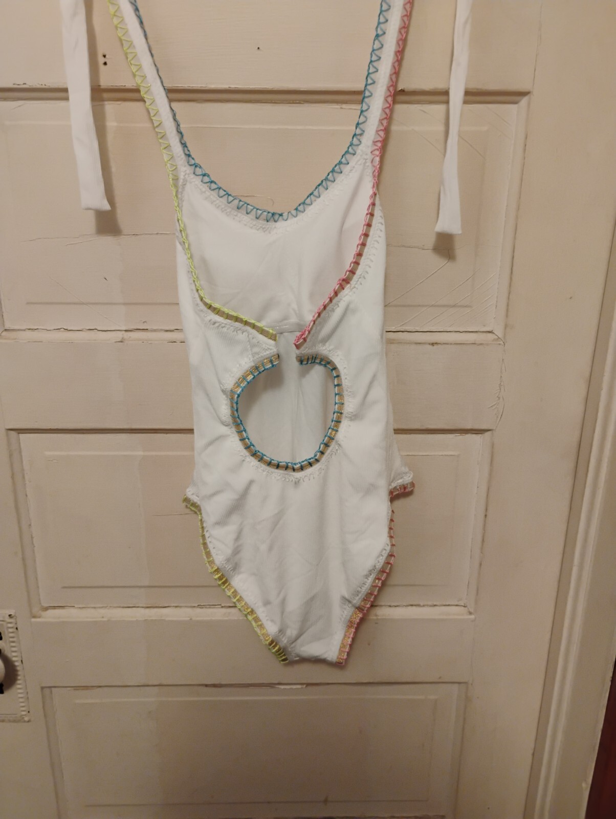 Picture 3 of 4