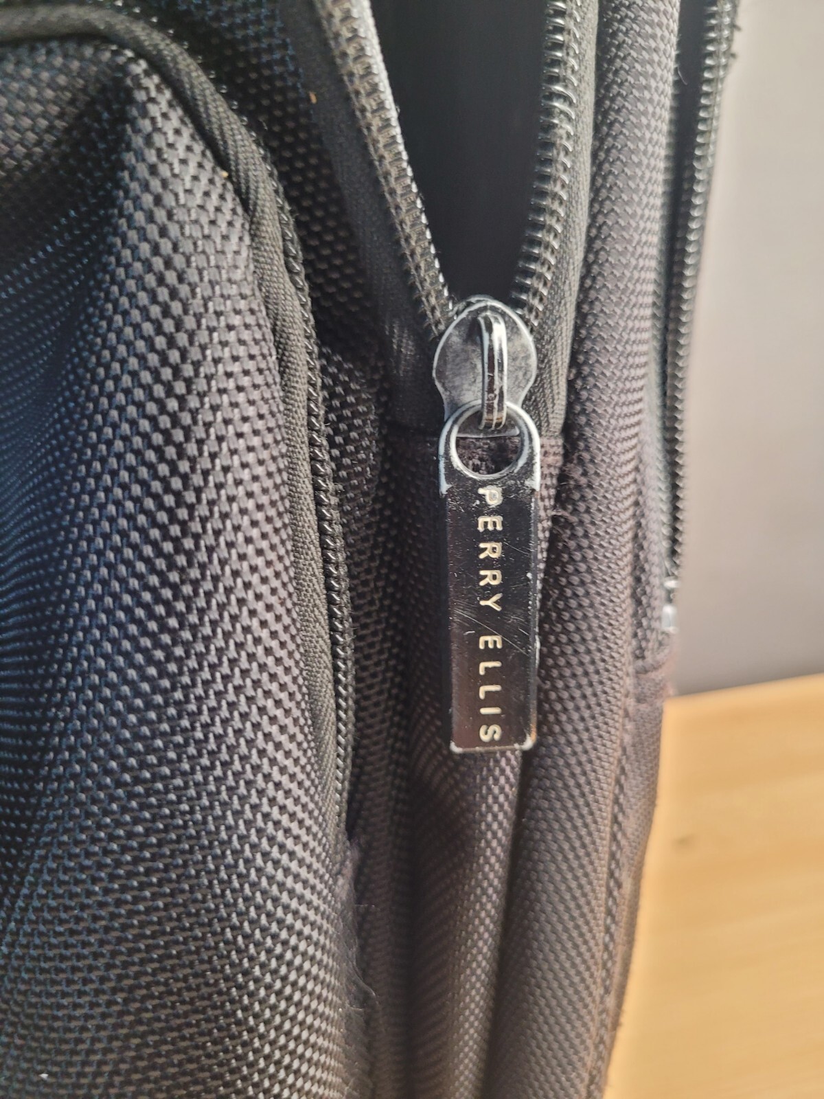 Perry Ellis Men's M150 Business Laptop Backpack, Black, One Size