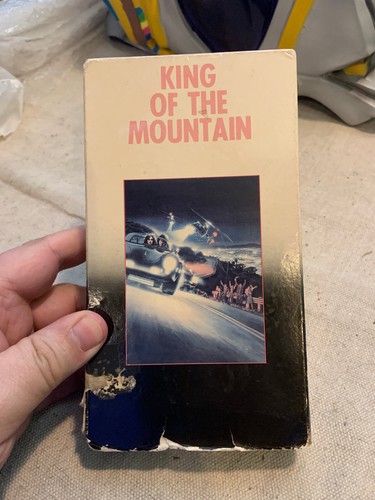 King of the Mountain VHS - Embassy Release - Picture 2 of 11