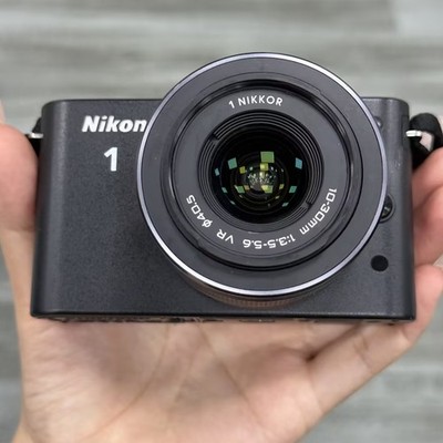 Nikon 1 J1 10.1MP Digital Camera - Black (Kit w/ VR 10-30mm Lens