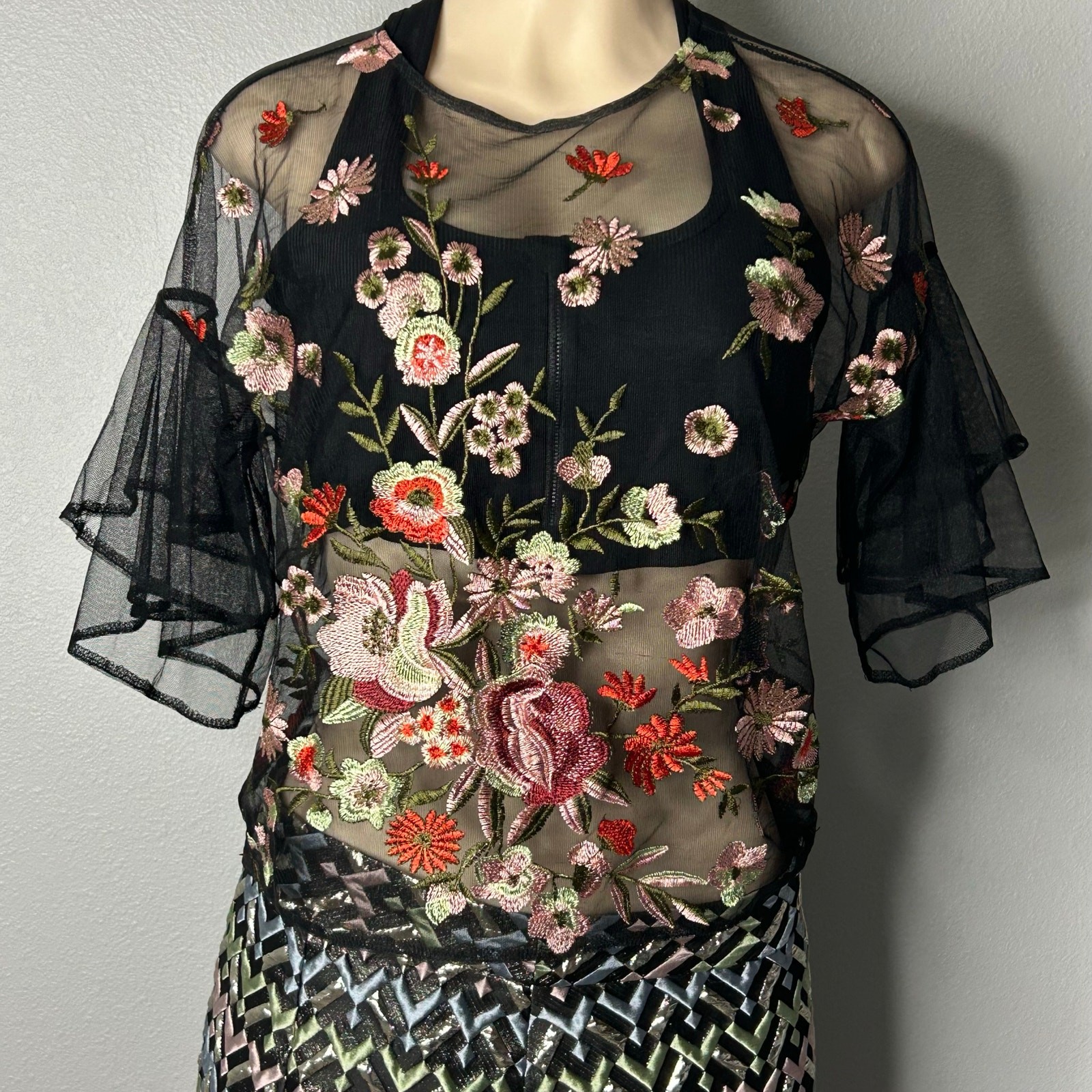 Haute Monde Sheer Mesh Embroidered Floral Top XL Black Overlay Flutter Sleeves