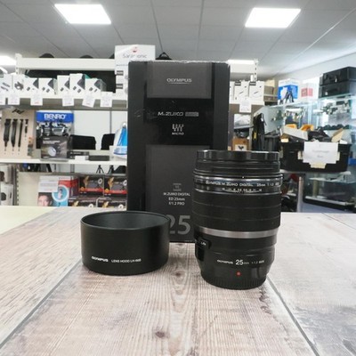 Gebrauchte Olympus M.Zuiko 25mm f1.2 Pro - 12 Monate Gewährleistung