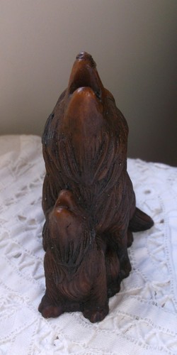 Estatuilla de resina She Wolf con cachorro de colección escultura Denali Creations Alaska EE. UU. vida silvestre - Imagen 3 de 7