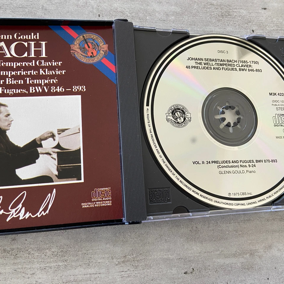 BACH: The Well-Tempered Clavier - Gould (AU 3-CD-Box CBS M3K 42266 /neu) - Bild 4 von 4