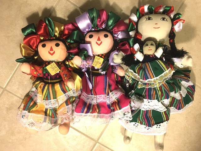 mazahua doll