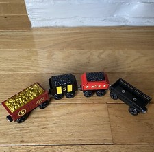 Thomas  Friends Wooden Gold Car, Cargo, James  s Tender, Busy As A Bee Tender