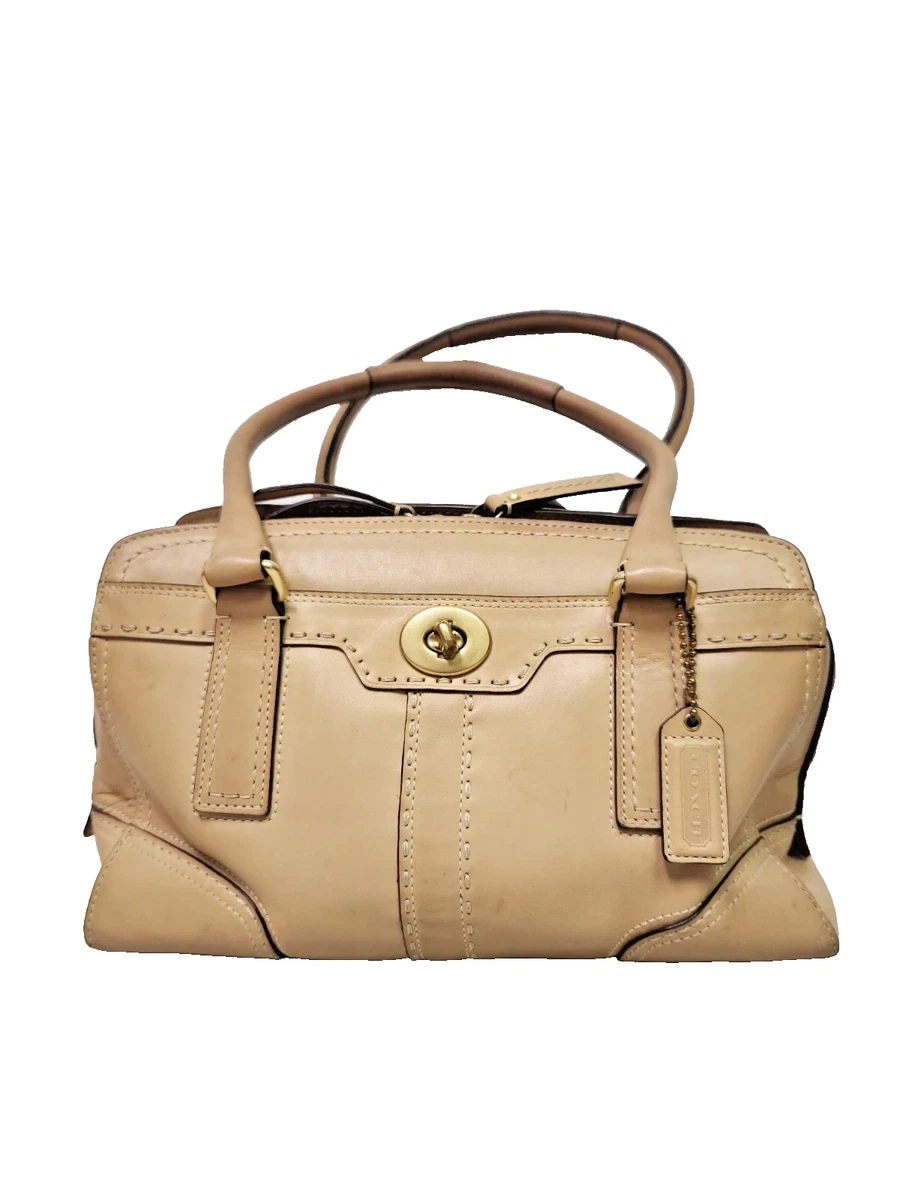 バッグ Coach Hamptons Turnlock Signature Camel バッグ Coach Hamptons Turnlock Signature Camel Coach Hampton Turn