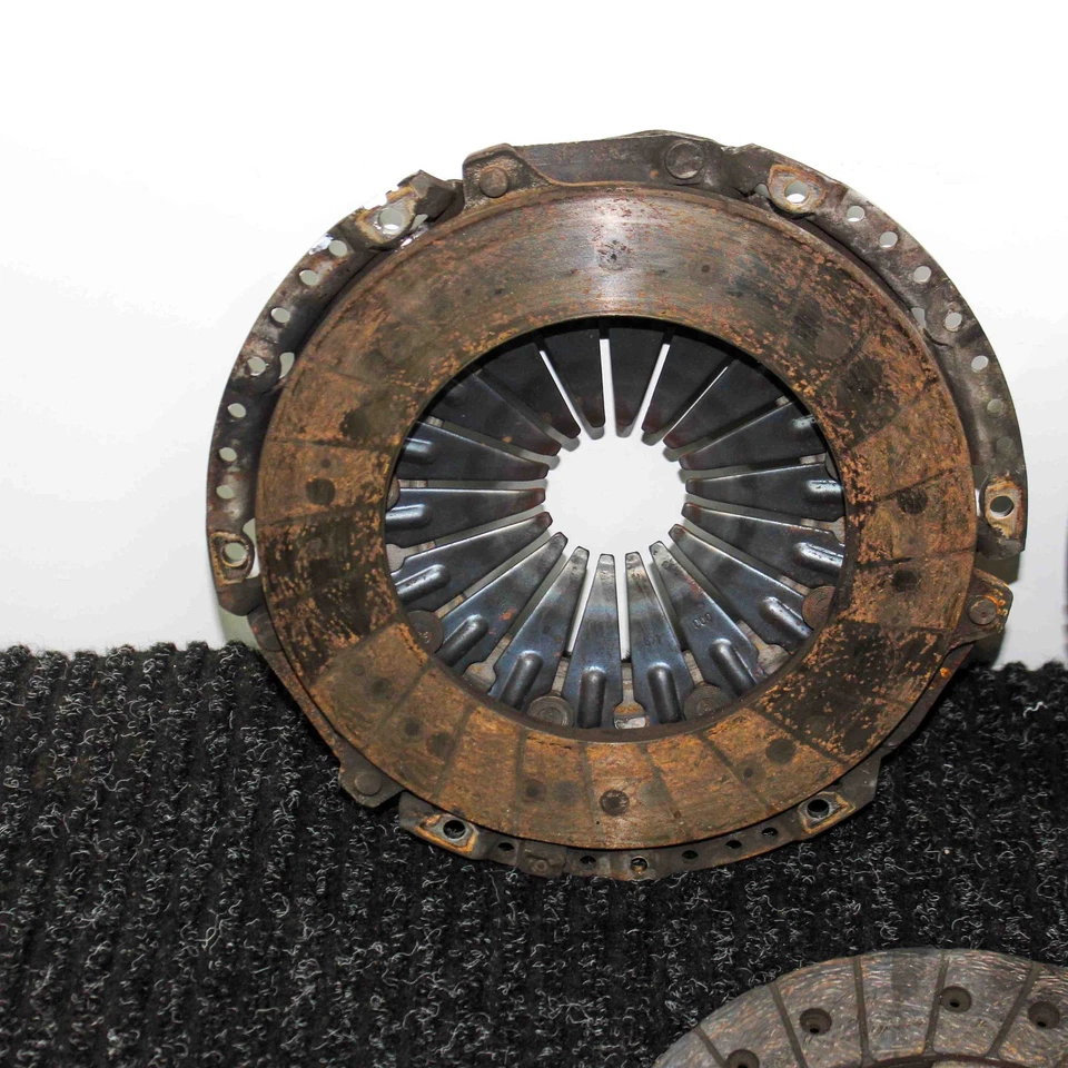 Juego embrague AUDI A3 8P1 3082 000 396 2.0 DIÉSEL 103KW 2003 27417346 - Imagen 4 de 4