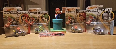 Hot Wheels Mario Kart 4 X + Warp-Röhre Amiibo Und Nintendo Club Schlüssel Band