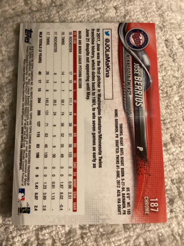 2018 Topps Chrome Negative Refractor Jose Berrios #187 Twins-Blue Jays - Picture 2 of 2