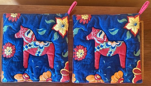 2 Vintage Swedish Dala Horse Pot Holders - Traditional Colors SWEDEN   8.5"