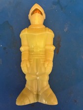 VINTAGE 2000 SCOOBY DOO SHAGGY IN GLOW ARMOR FIGURINE FROM BURGER KING