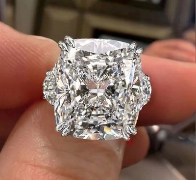14k Weißgold Diamant Ring IGI Lab Grown 7,80 Ct E F VVS2 Cushion Cut Luxus
