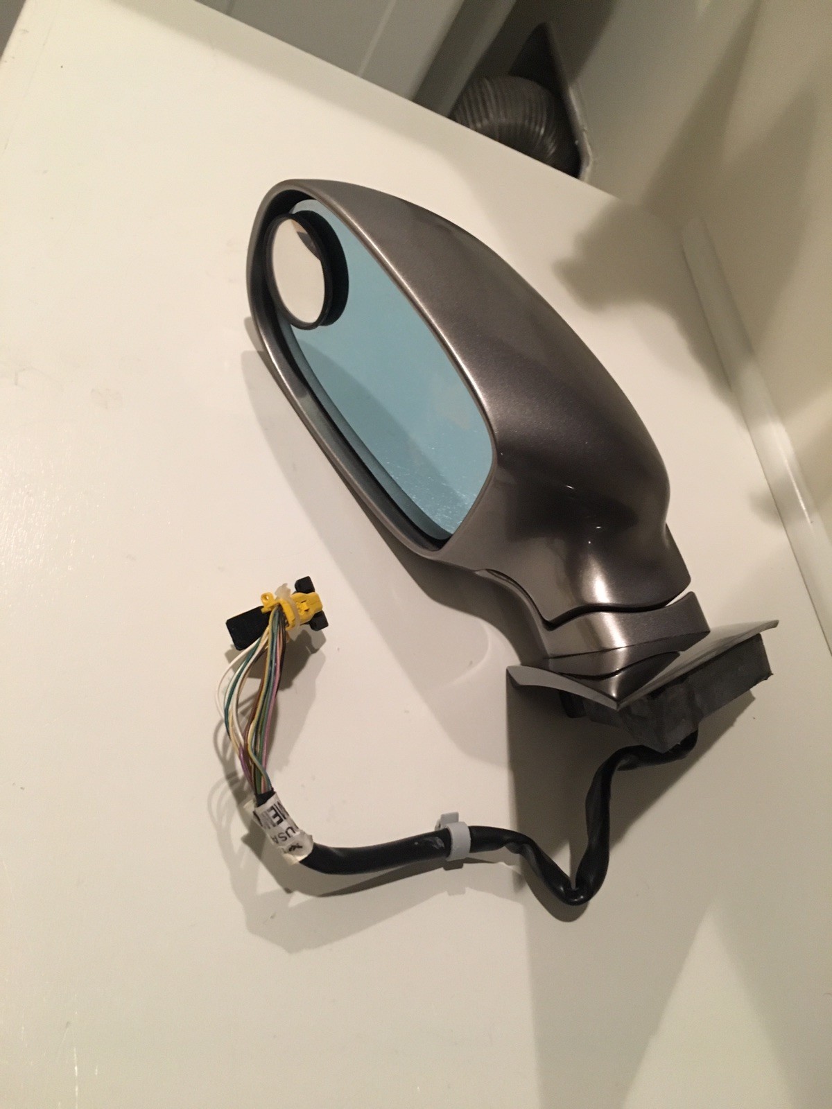05-08 MASERATI QUATTROPORTE M139 LEFT DRIVER DOOR MIRROR GRAY (Grigio Nuvolari)
