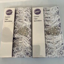 Set of 2 Wilton Lace Garter With Rhinestone Heart Keep 1 / Toss 1 - NEW 