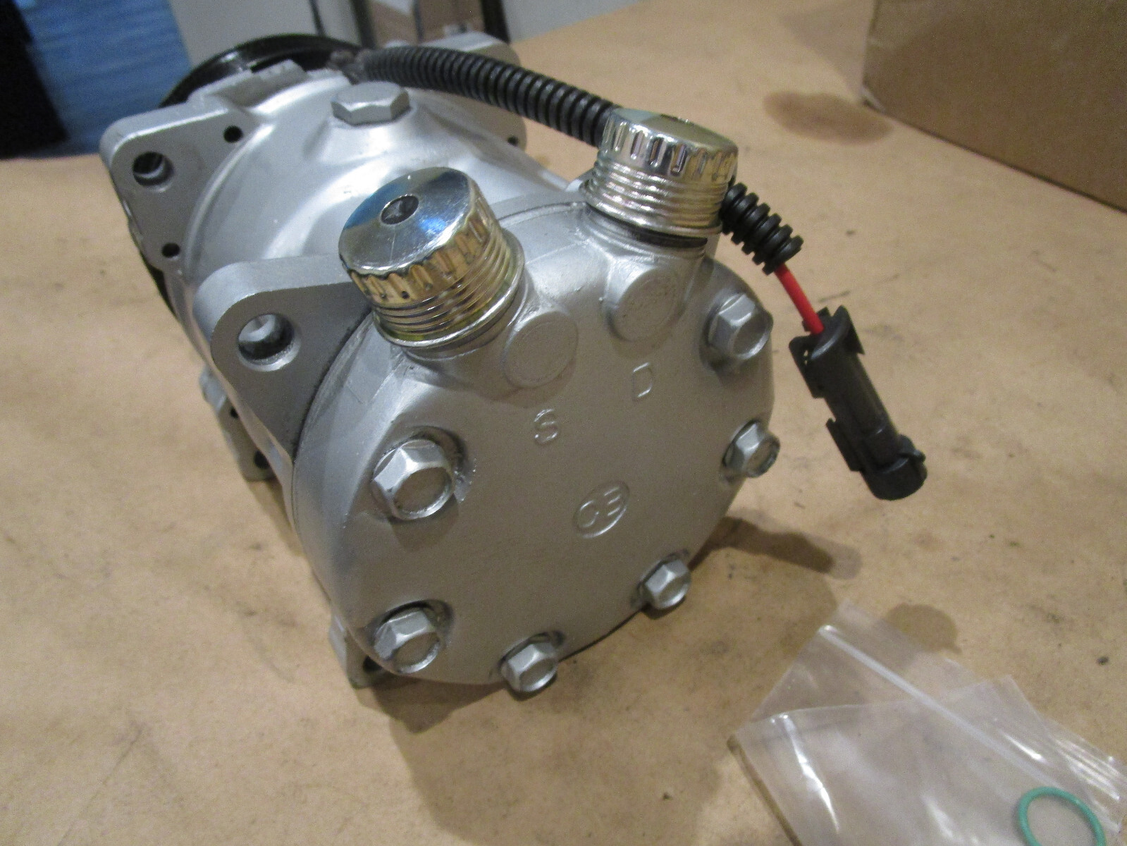 Ferrari 348-355  AC Compressor (Remanufactured)  P/N 157355