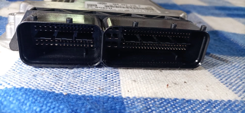 Centralina motore 2.0 TSI MED9.1 ECU 3R0907115H 0261S02826 SEAT EXEO ST 3R5 - Immagine 4 di 4