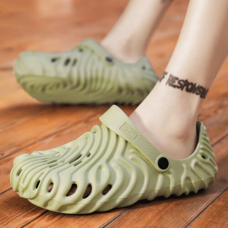 Moda Hombres Mujeres Verano Agujero Zapatos Exterior Sandalias Informales Playa Zapatilla NUEVO