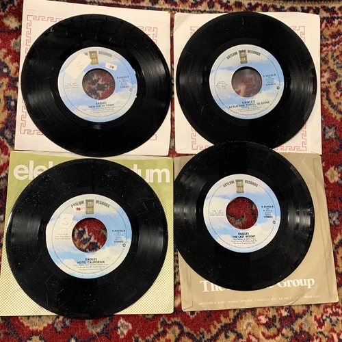 THE EAGLES, HOTEL CALIFORNIA ,  7” VINYL Last Resort, New Kid In Town Lot