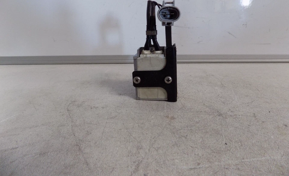 Resistencia de lámpara de luz de circulación diurna 98-05 Lexus GS300 OEM 82695-30010 Foto 4 de 4