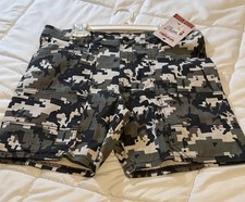 Boys Wrangler Gamer Cargo Shorts Digi Camo Size 16 Media Pockets NWT