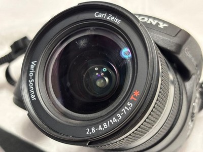 Sony Cyber-shot DSC-R1 Digital Camera with Carl Zeiss Lens