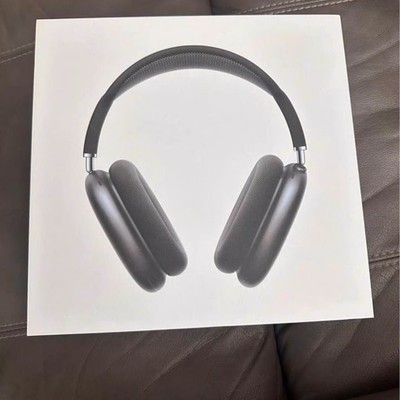 Apple AirPods Max Wireless Over-Ear Headset Space Gray