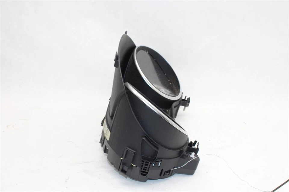 SPEEDOMETER CLUSTER Mercedes-Benz GLA250 GLA45 2015 15 1569004001 1411217 Foto 2 de 4