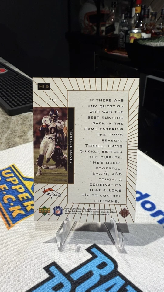 1999 SP Authentic #MI-5 Terrell Davis Maximum Impact Denver Broncos - Image 2 of 2