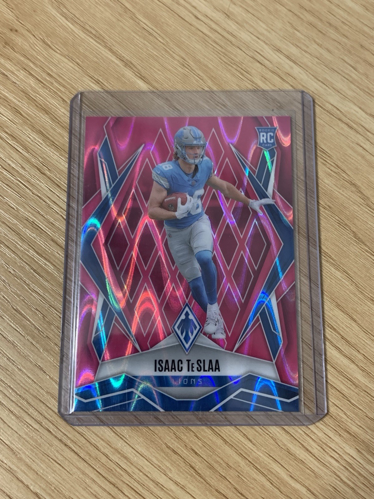 2025 Panini Phoenix Isaac TeSlaa Rookie #189 Seismic Pink /75 NFL Football Card