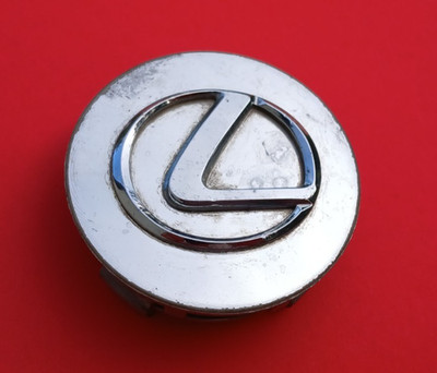 LEXUS ES330 RX400H (1) WHEEL RIM HUBCAP HUB CAP CENTER COVER PLUG USED OEM C24
