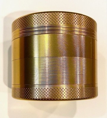 Grinder Luxus Kräutermühle 4-in-1 kompakt magnetisch 50 mm Farben GOLD
