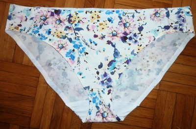 TRIUMPH Just Body Make-Up Tai Slip Hipster Gr. 44 neu Flower ohne Nähte