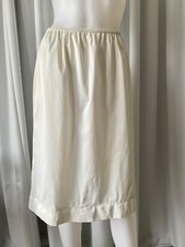 Vintage 60s Figurfit Off White Half-Slip L
